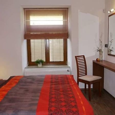 Domecek Milevsko Hotell Exteriör bild